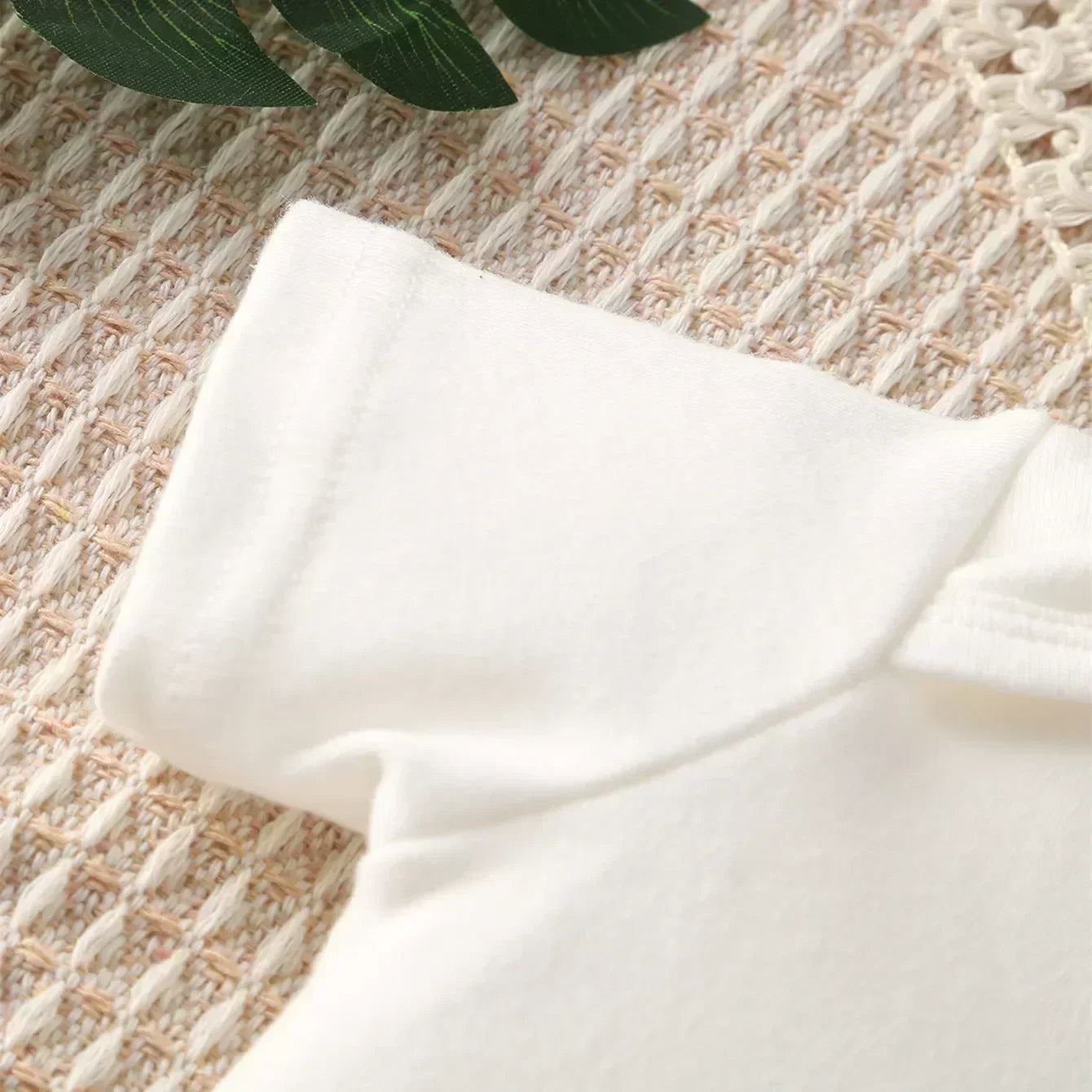 100% Cotton Onesie Baby Welcome To The World Print Comfortable Cloths Bodysuit for Baby Jumpsuit for 0 To 12 Months Newborn